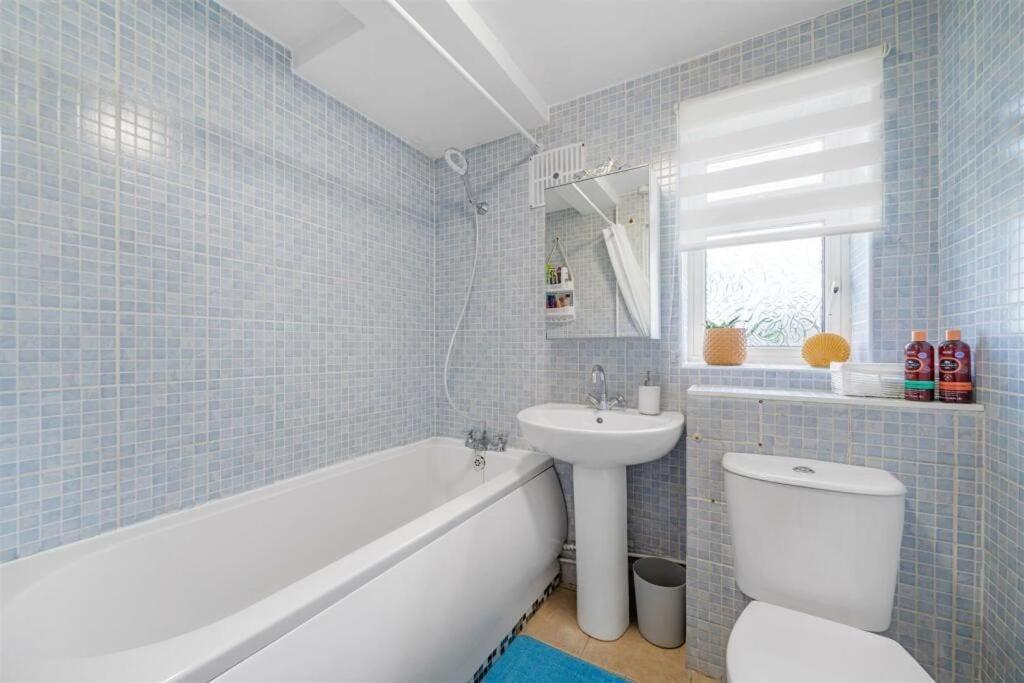 Cosy Entire One Bedroom Hideaway Bromley Extérieur photo