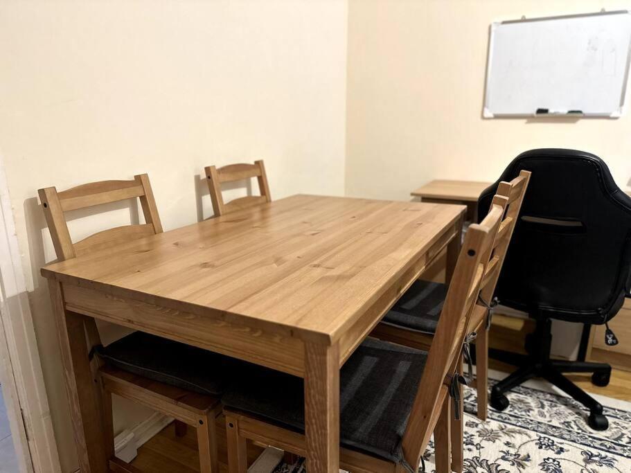 Cosy Entire One Bedroom Hideaway Bromley Extérieur photo